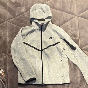 Nike Tech Men's Light Gray Hooded Zip up